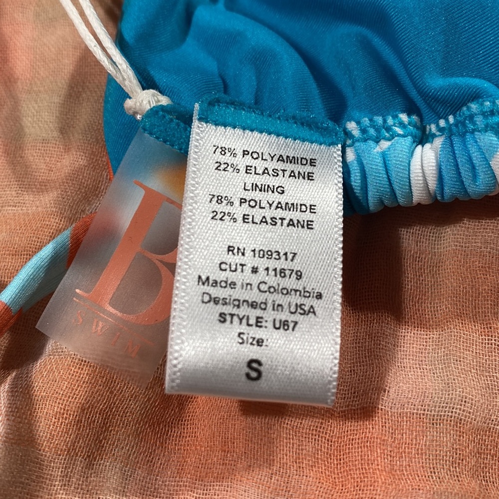 NWT B SWIM Bikini top. Size small multicolored. lined. - Picture 4 of 8